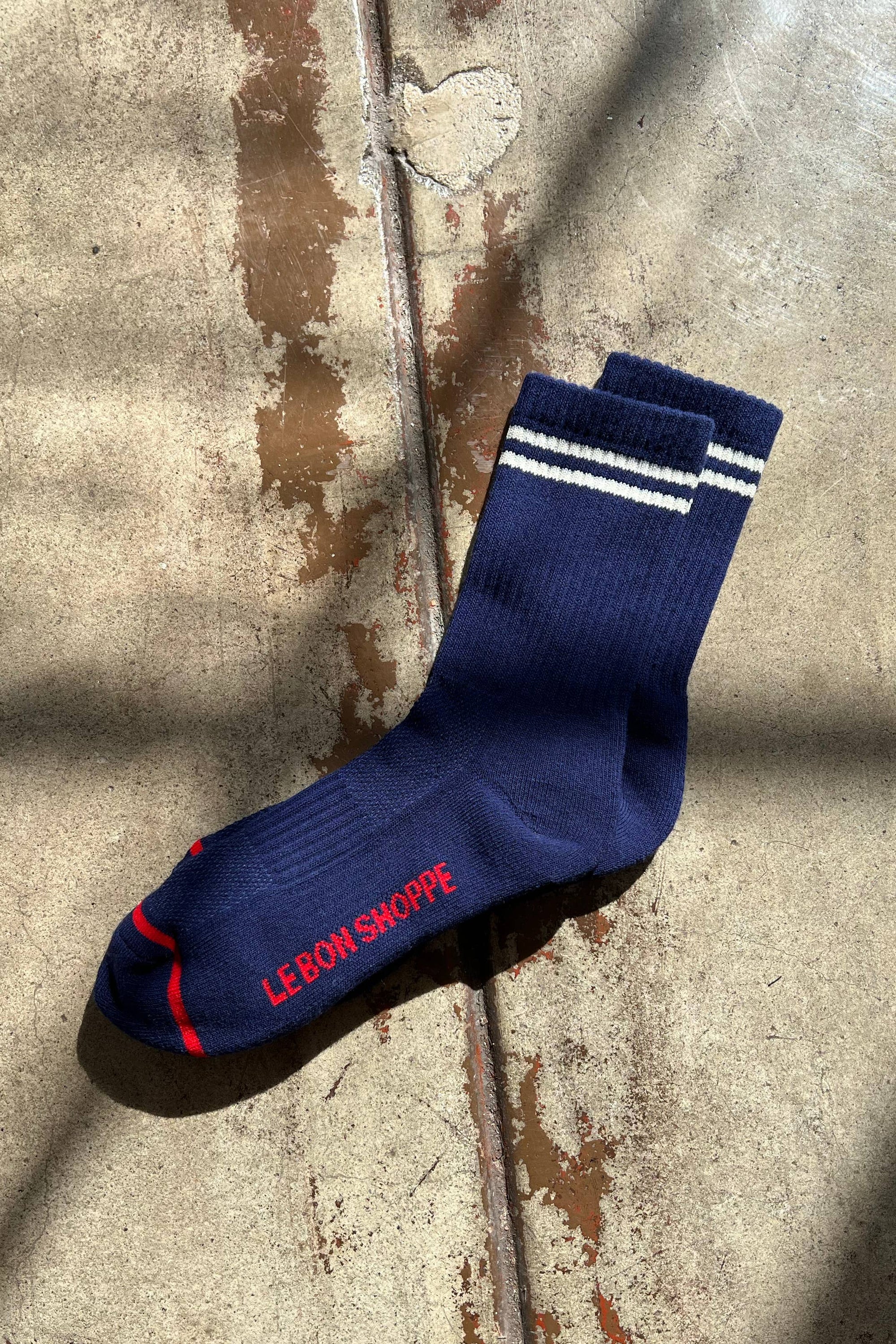 Le Bon Shoppe Boyfriend Socks: Navy