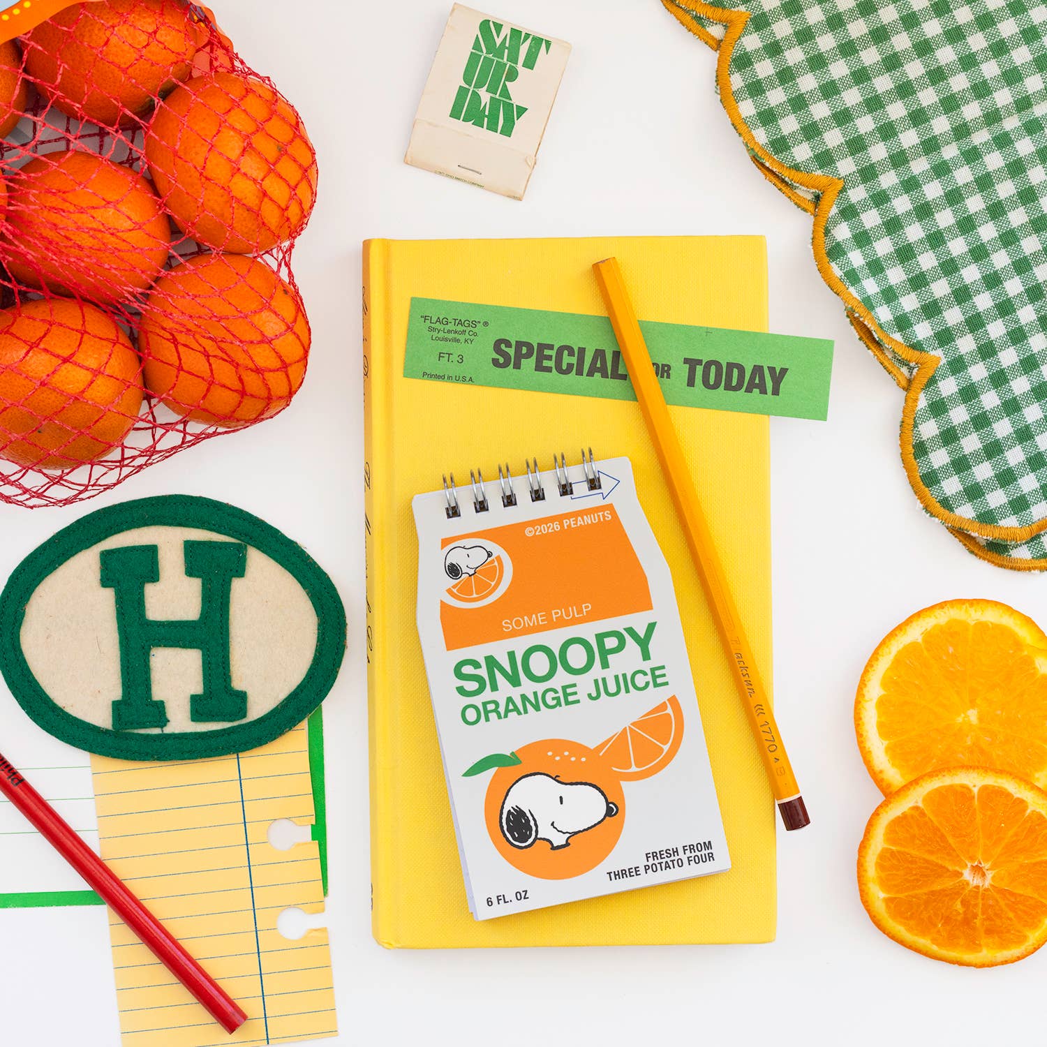 Snoopy Orange Juice mini notebook detail