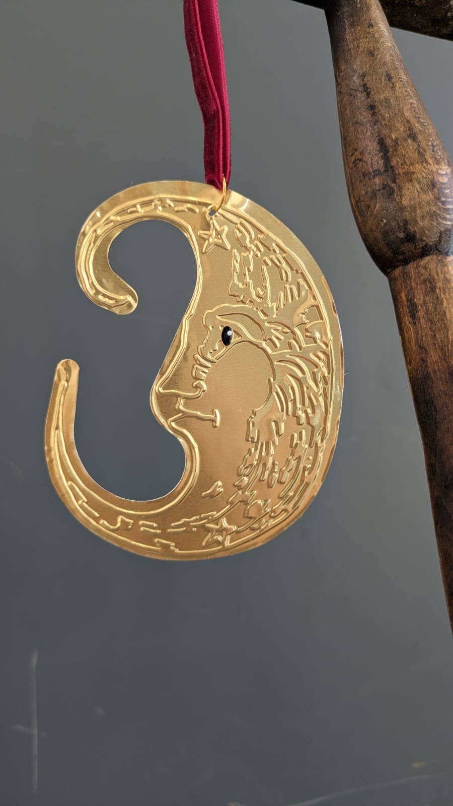 Tin Embossing Moon Ornament with Ribbon