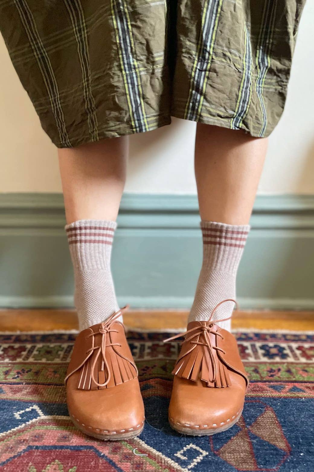 Le Bon Shoppe Girlfriend Socks: Mahogany