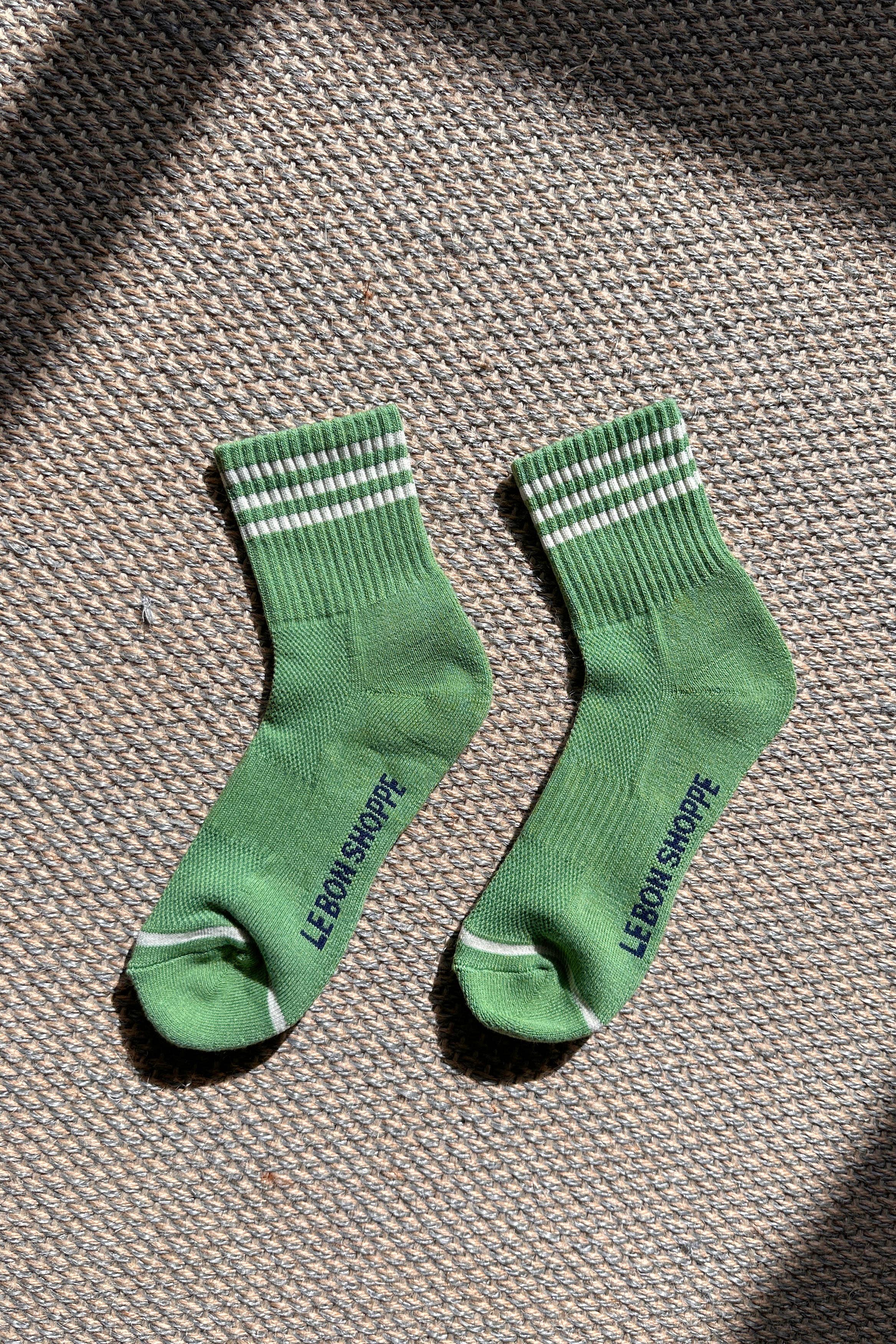 Le Bon Shoppe Girlfriend Socks: Mahogany