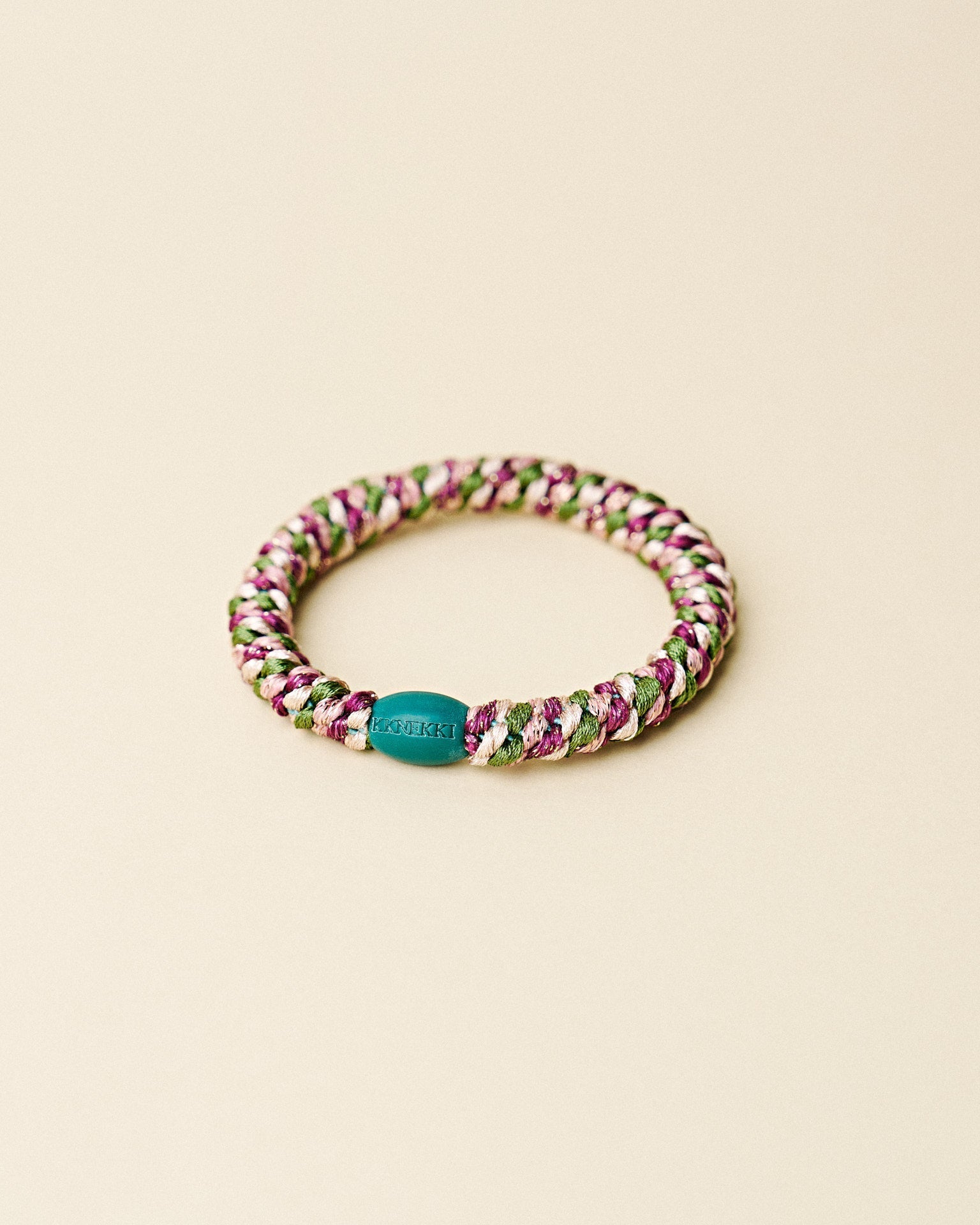 KKNEKKI Mix Army Grape Hair Bobble lifestyle shot