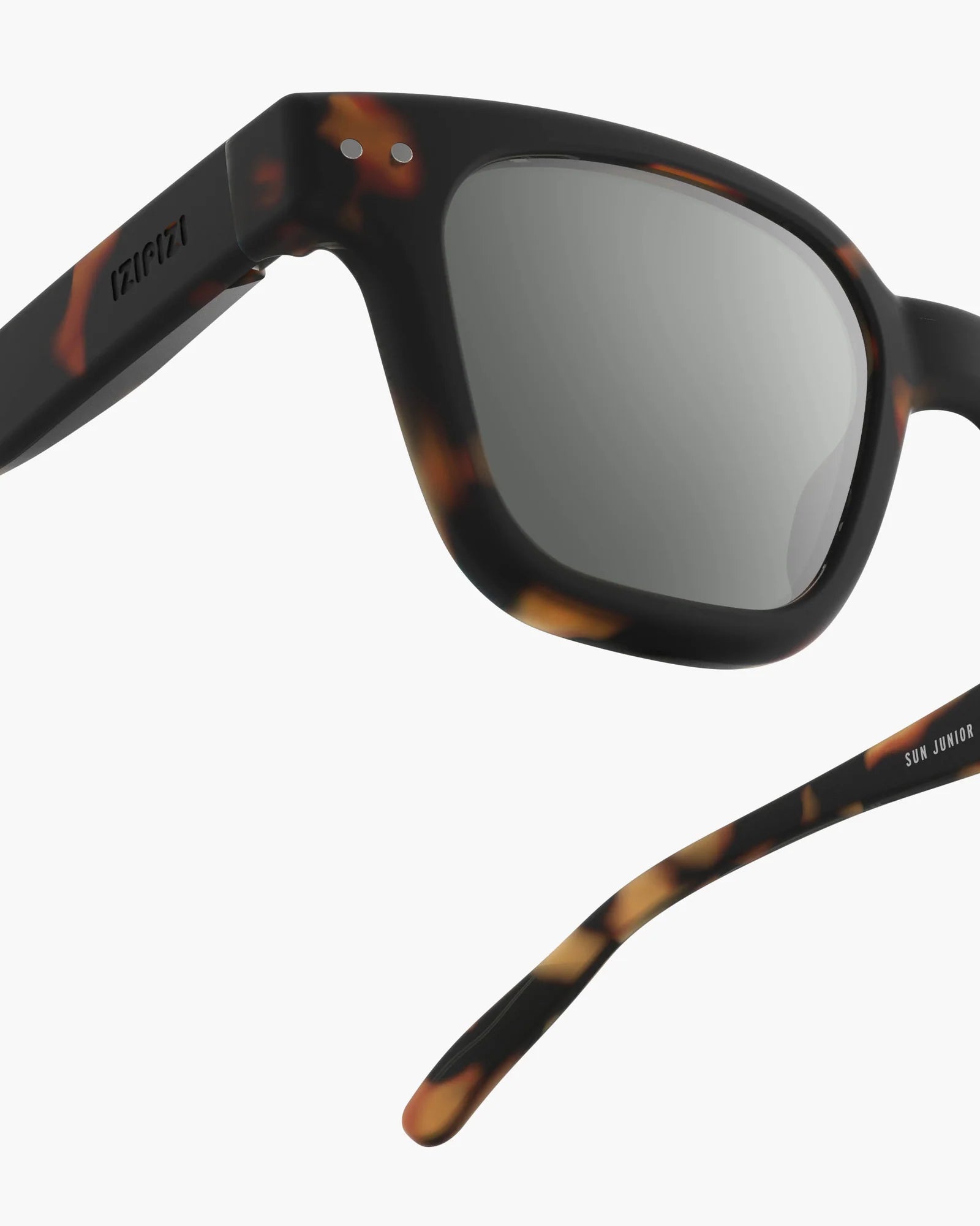 IZIPIZI Junior Road tortoise sunglasses ages 7–11 — three-quarter view