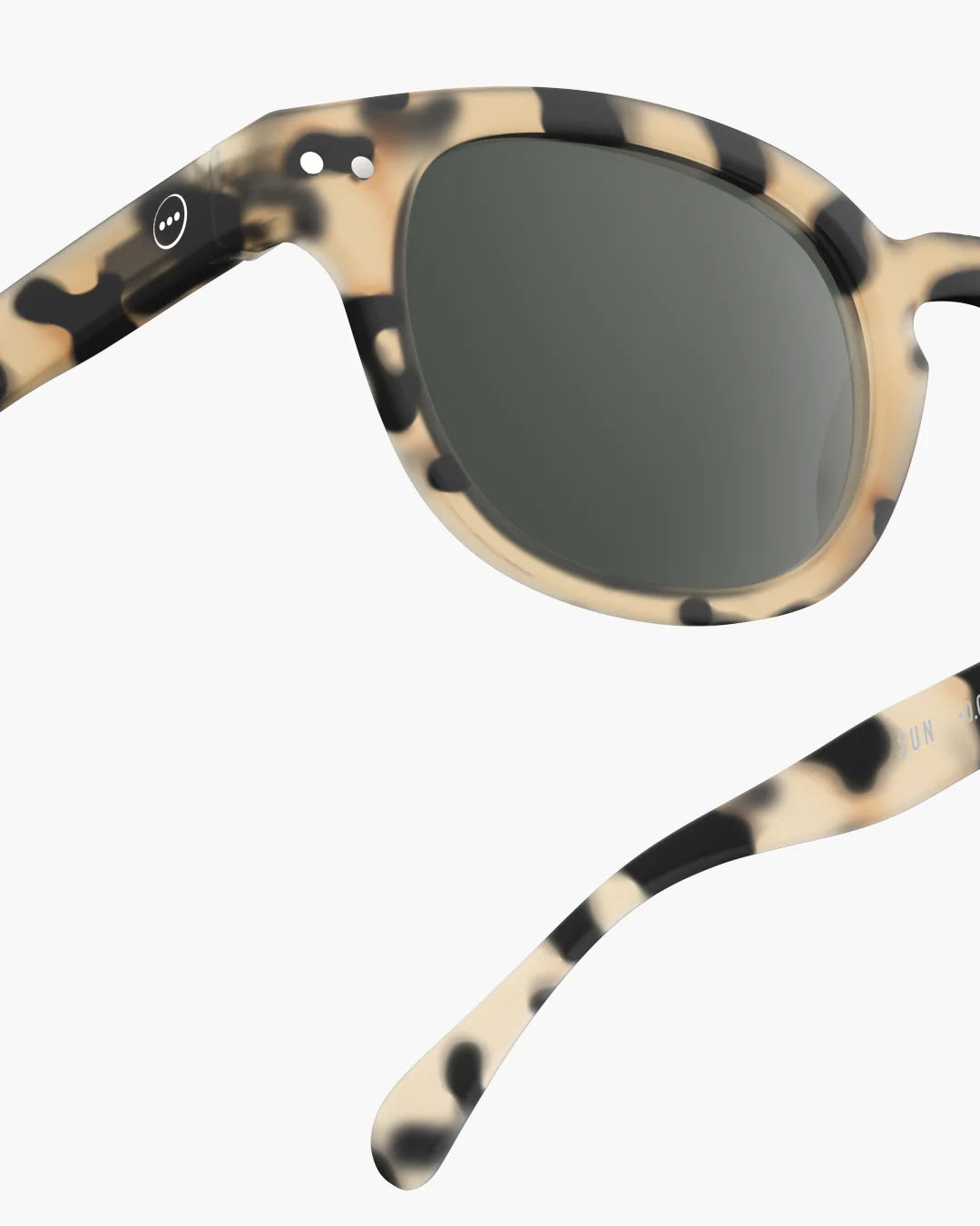 IZIPIZI #C tortoise sunglasses — three-quarter view