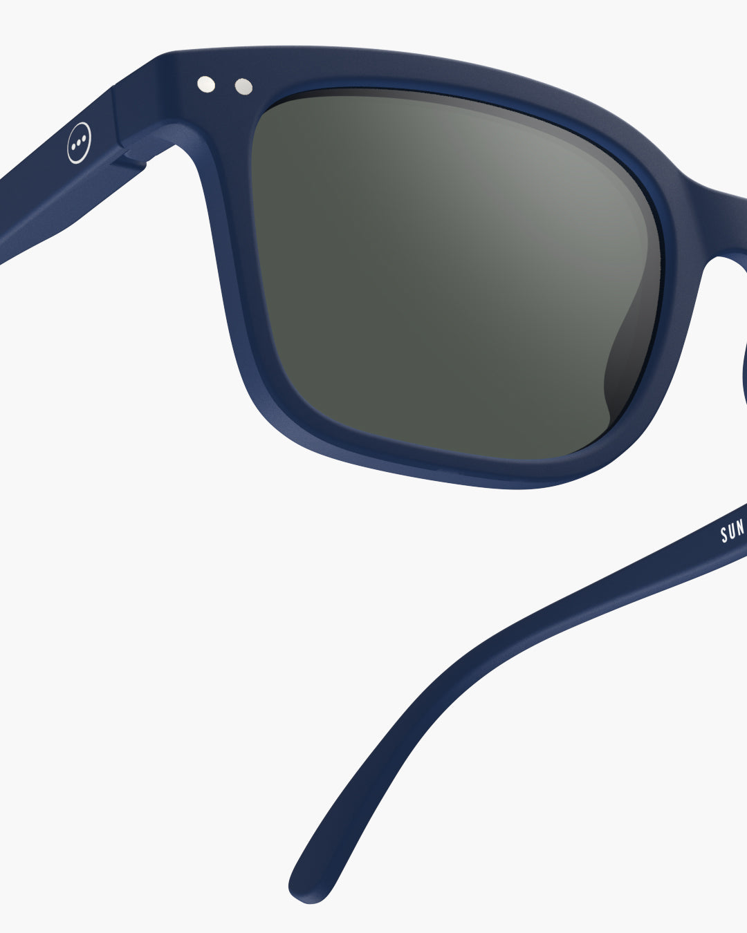 IZIPIZI #L navy blue sunglasses — three-quarter view