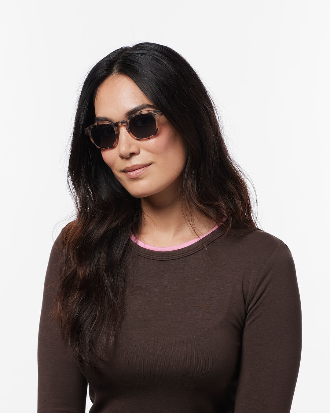 IZIPIZI #C tortoise sunglasses — front flat lay