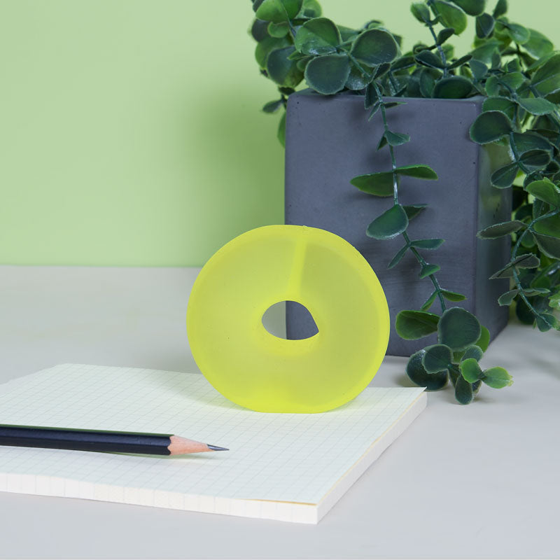 Speks Gump Loop in Algae on a desk