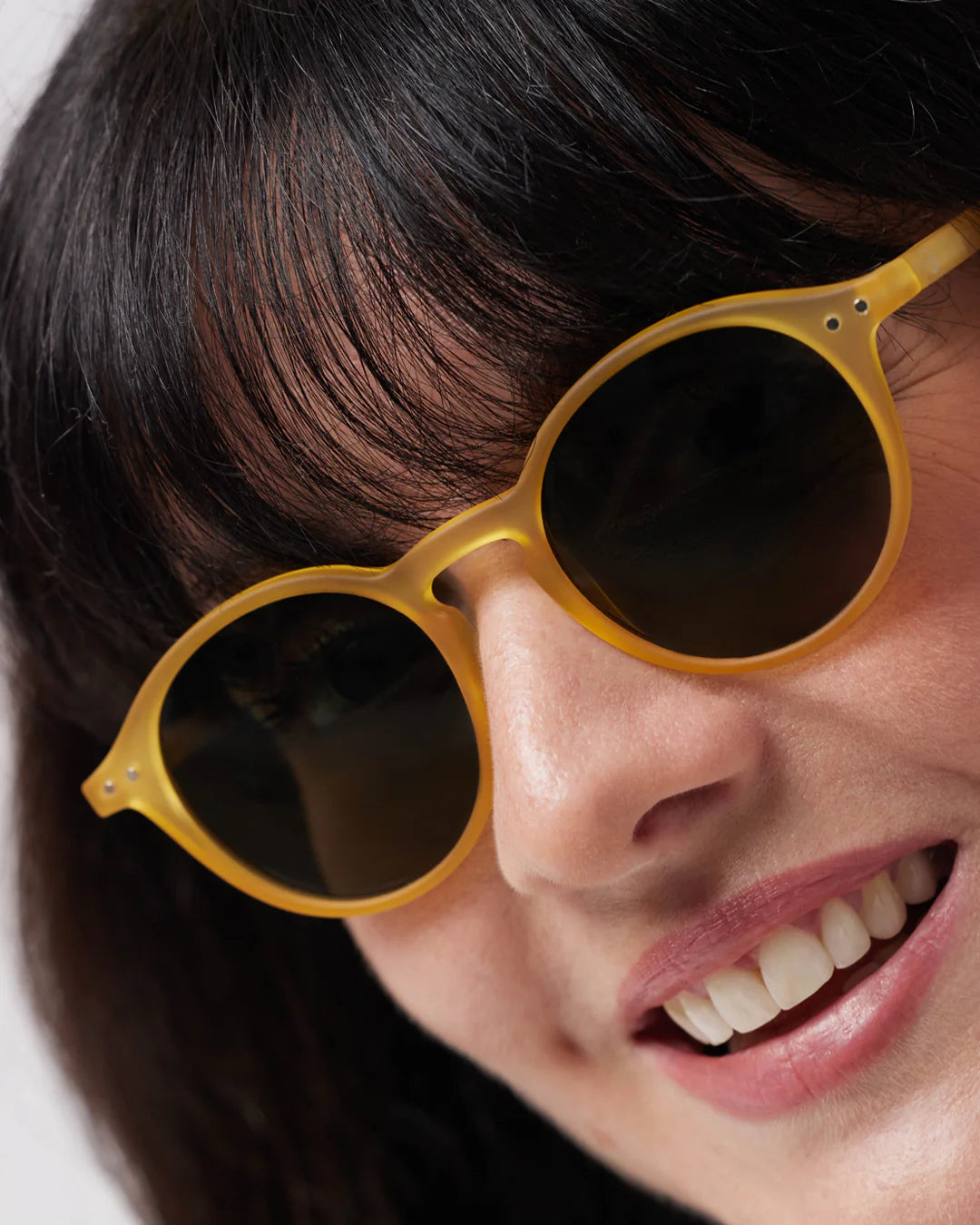 IZIPIZI #D yellow honey sunglasses — detail view