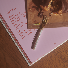 Load image into Gallery viewer, Lepel Club Pearl Fork Set
