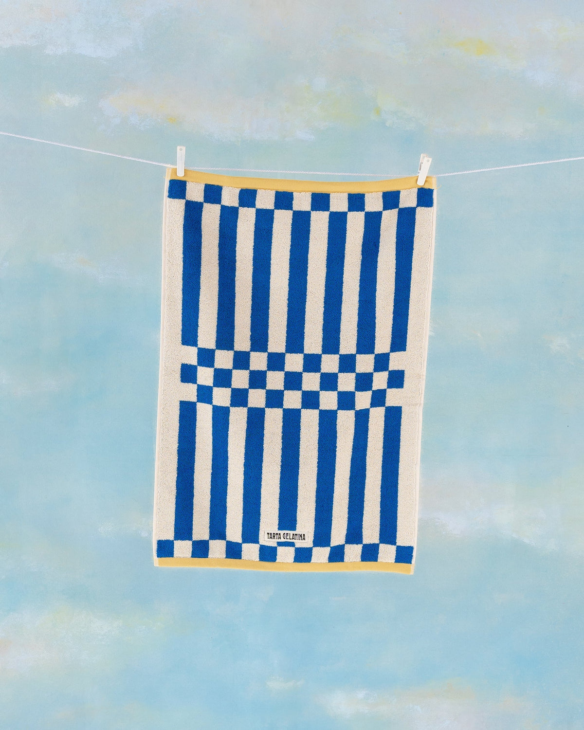 Clubhouse bath towel blue, close-up of stripe pattern detail