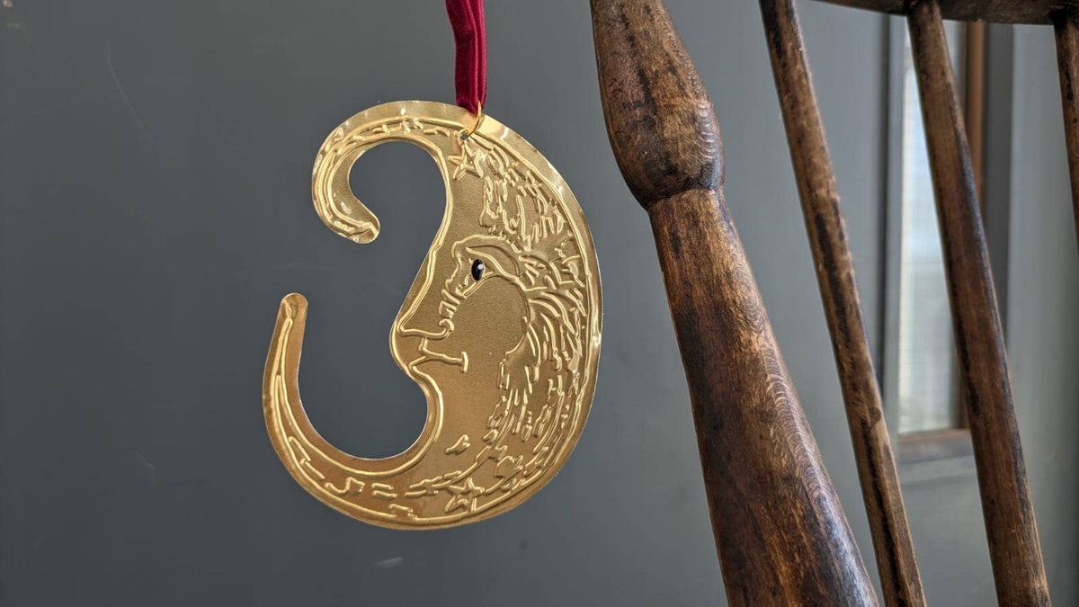 Tin Embossing Moon Ornament with Ribbon
