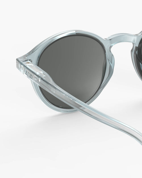 IZIPIZI Junior frozen blue sunglasses ages 7–11 — child wearing side