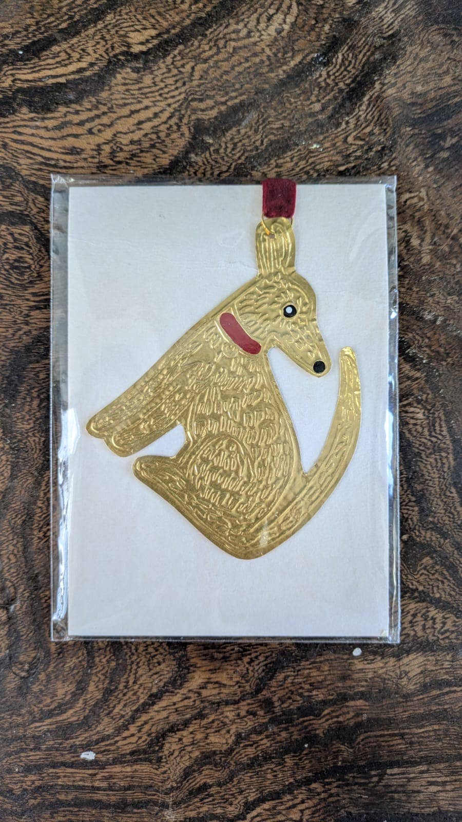 Tin Embossing Sitting Dog Ornament with Ribbon