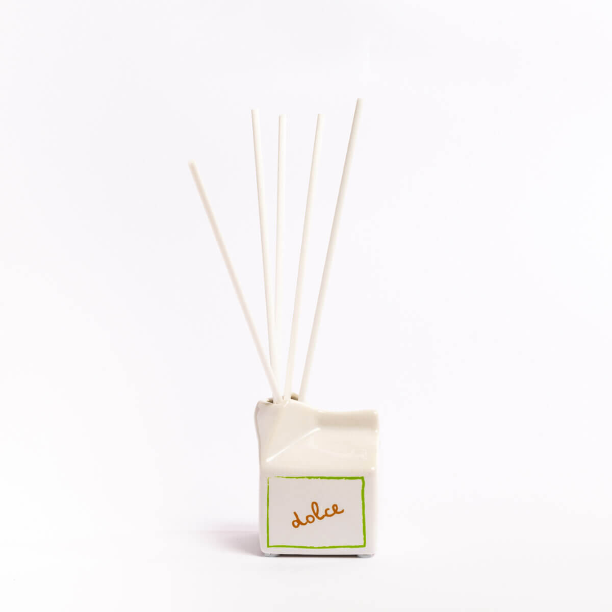 Latte Dolce Diffuser 100ml - difusser MÆGEN Modern Love Store Glasgow