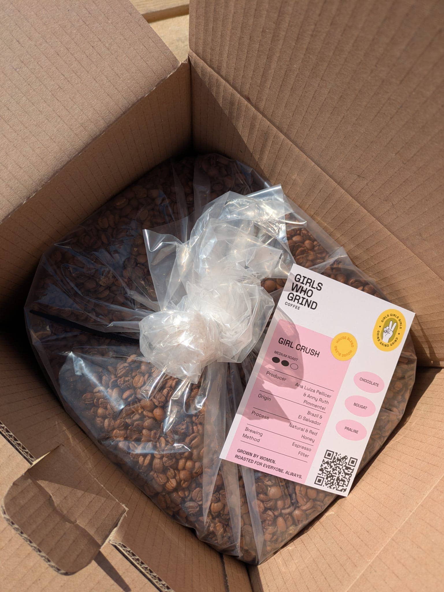 Coffee, Girl Crush blend. El Salvador & Brazil.: Espresso / 250g