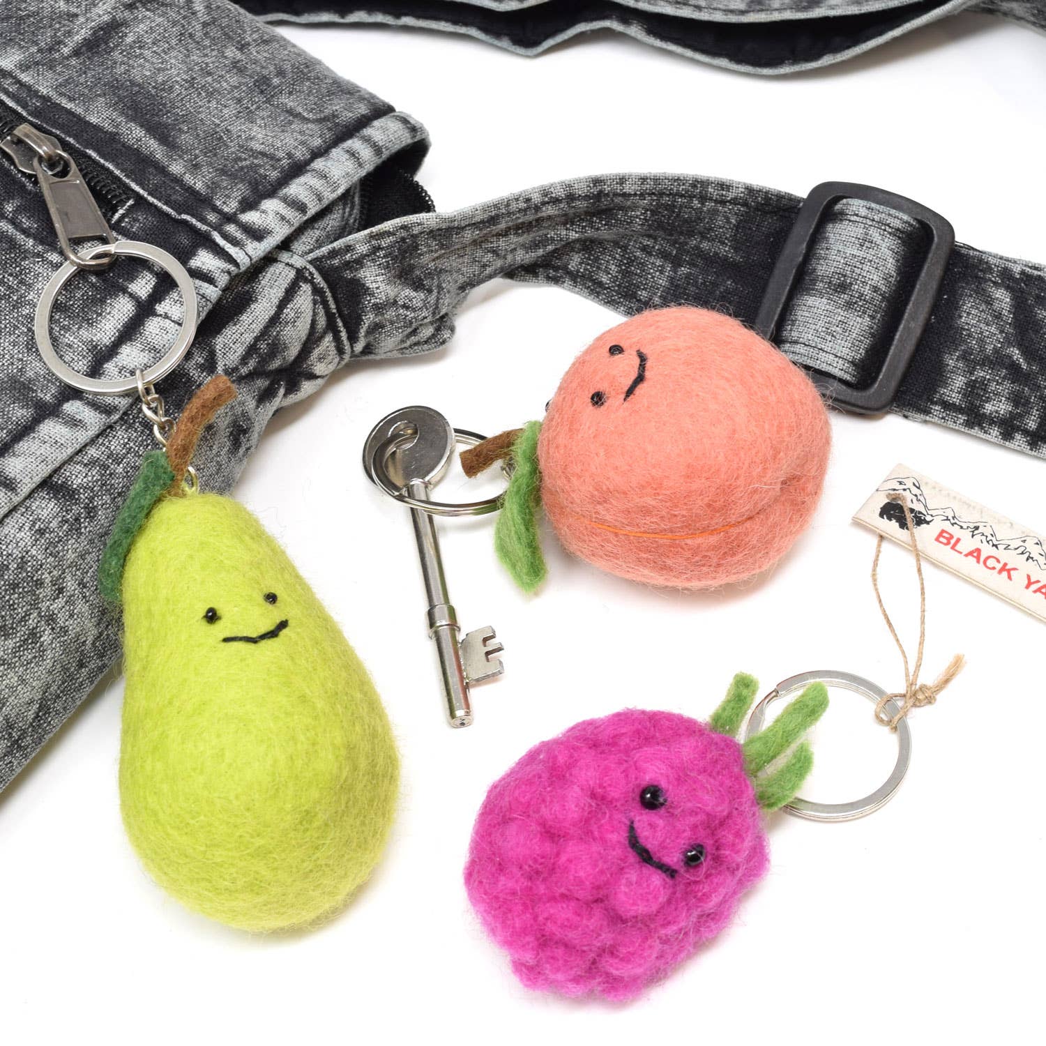 Felt Keychain - Peach Felt Keyring - Black Yak Ltd Modern Love Store Glasgow