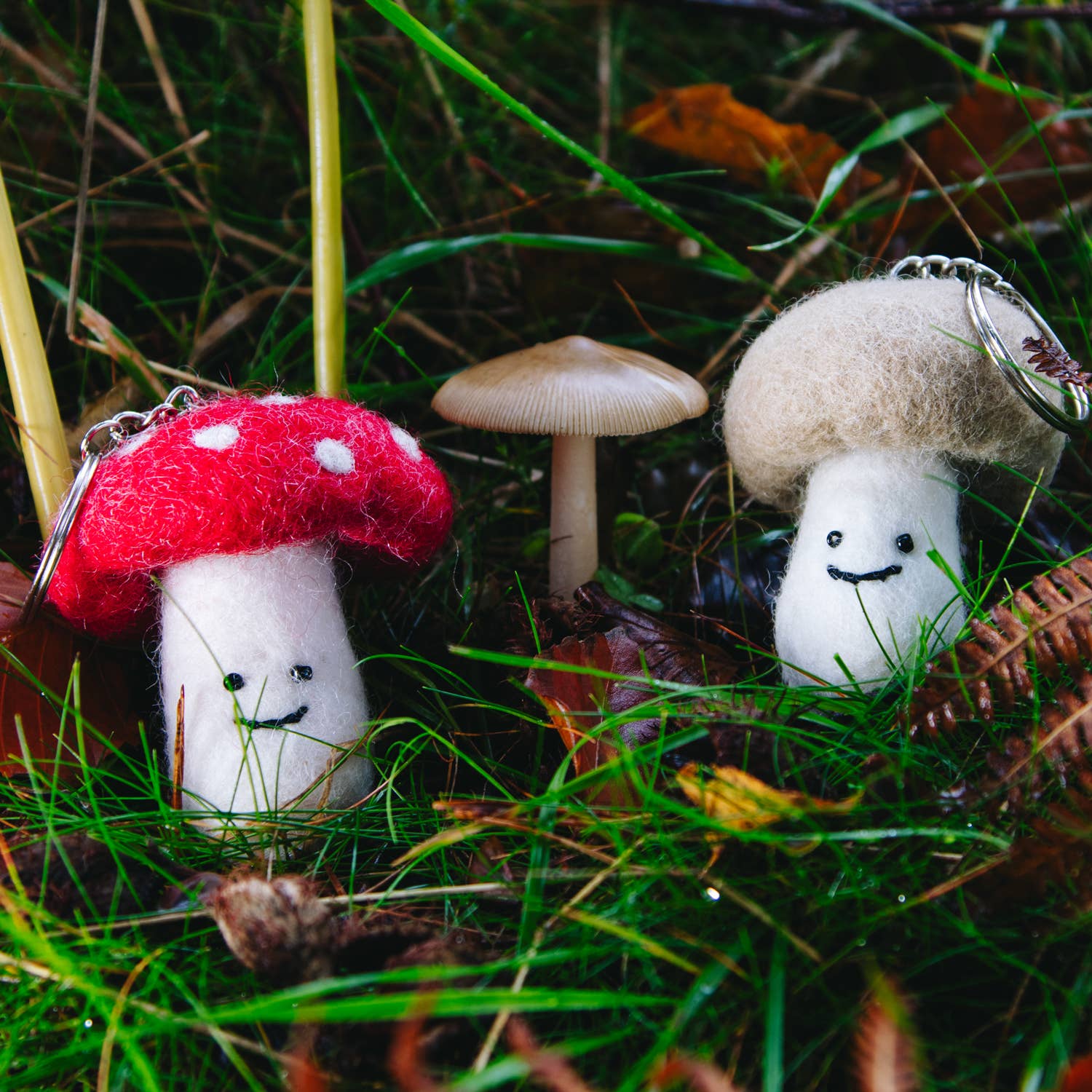 Felt Keychain - Red Mushroom Keyring - Black Yak Ltd Modern Love Store Glasgow