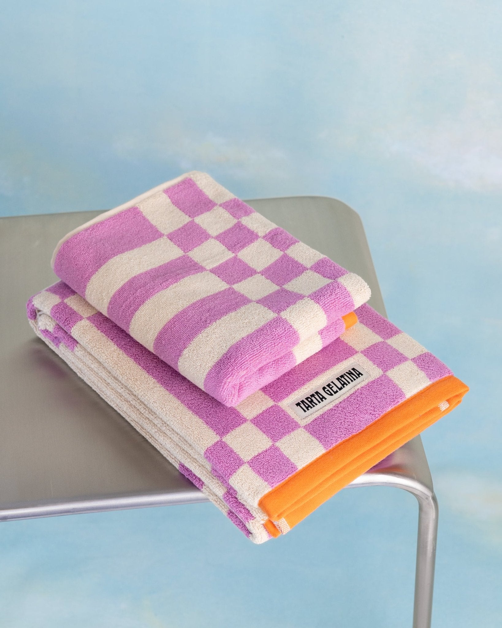 Marina Hand Towel - Magenta - Towel Tarta Gelatina Modern Love Store Glasgow