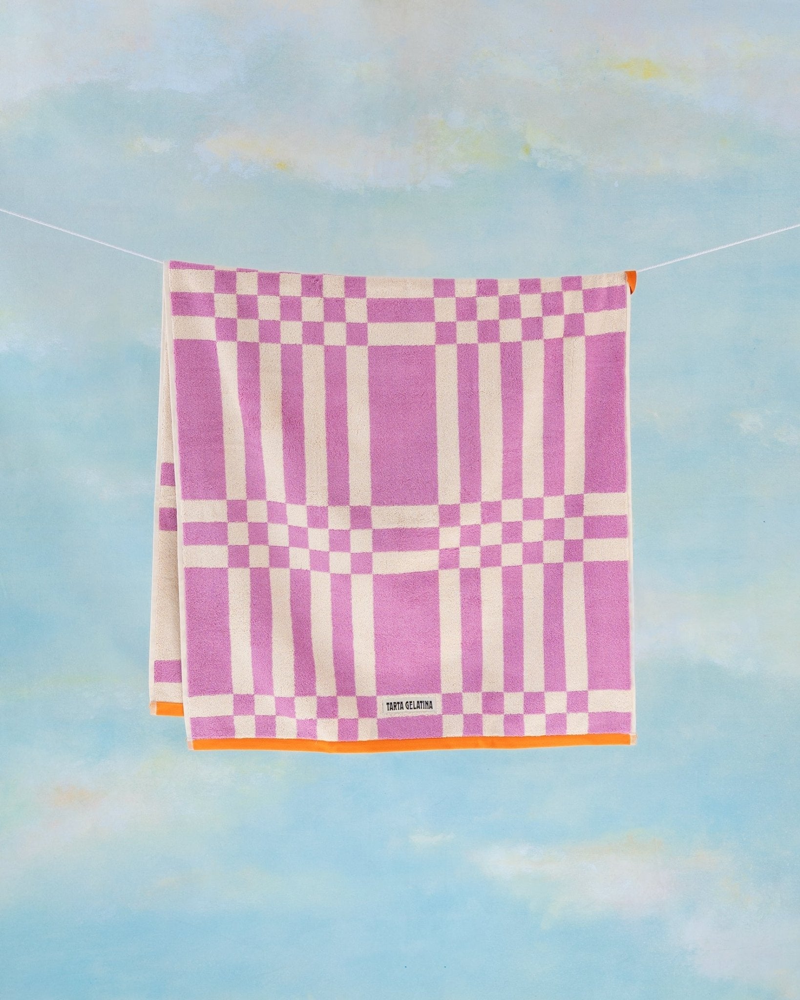 Marina Hand Towel - Magenta - Towel Tarta Gelatina Modern Love Store Glasgow