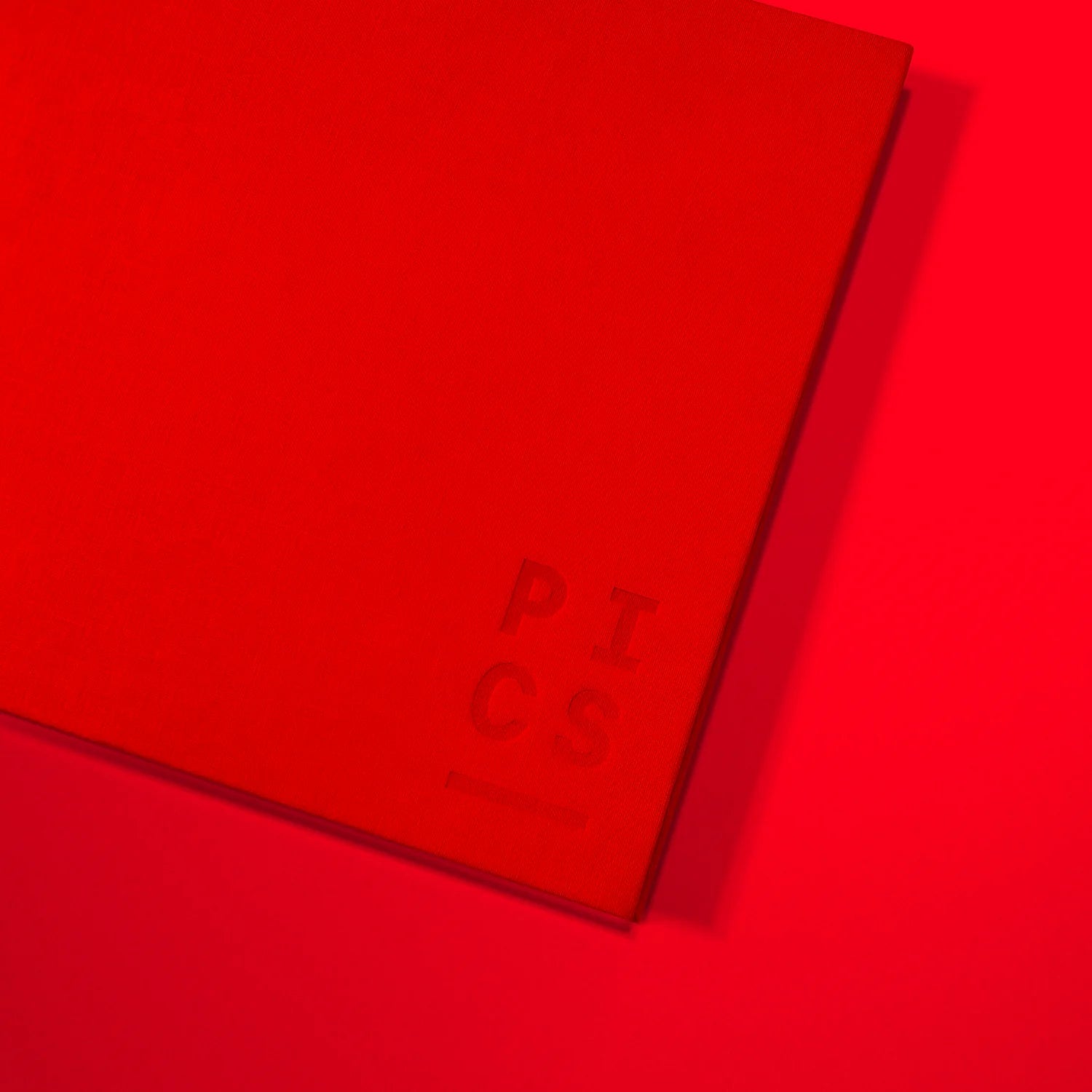 Blank Canvas Photo Album: Red - Photo Album 1973 Modern Love Store Glasgow