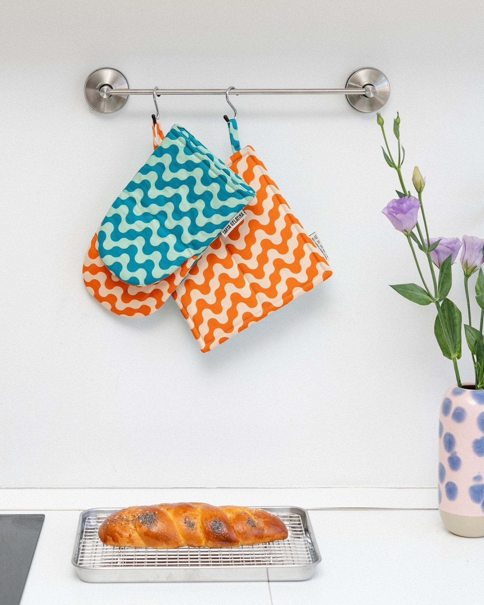 Pot Holder - Blue and Orange - Oven Mitts Tarta Gelatina Modern Love Store Glasgow