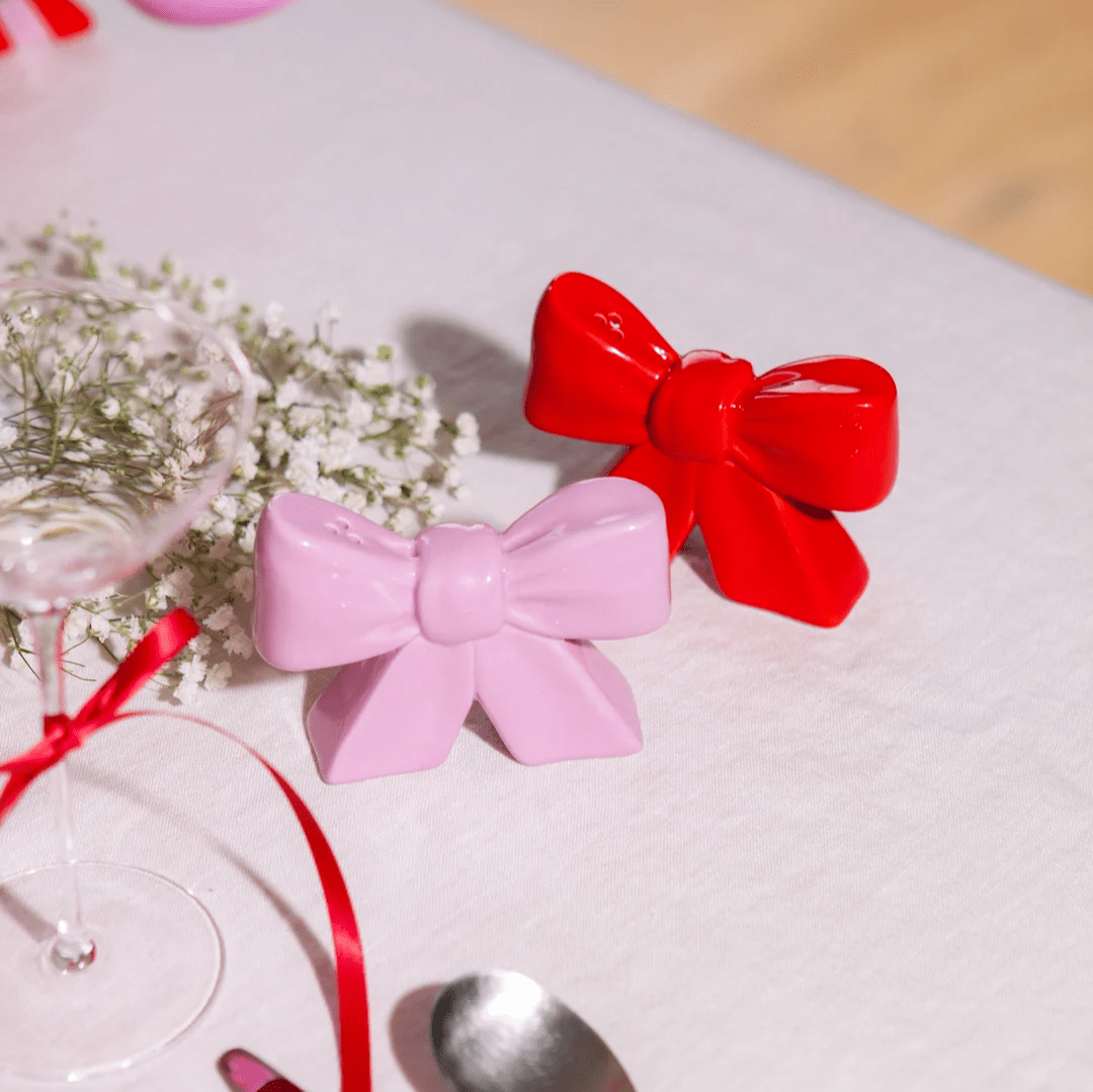 Bow Salt & Pepper Shakers - salt and pepper Doiy Design Modern Love Store Glasgow