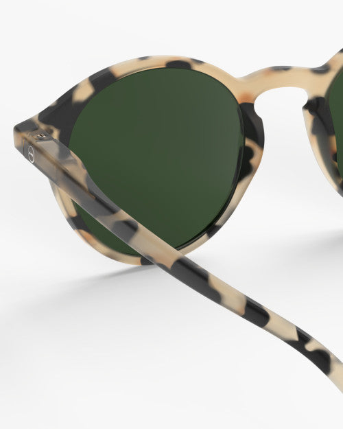 IZIPIZI #D light tortoise sunglasses — overhead view