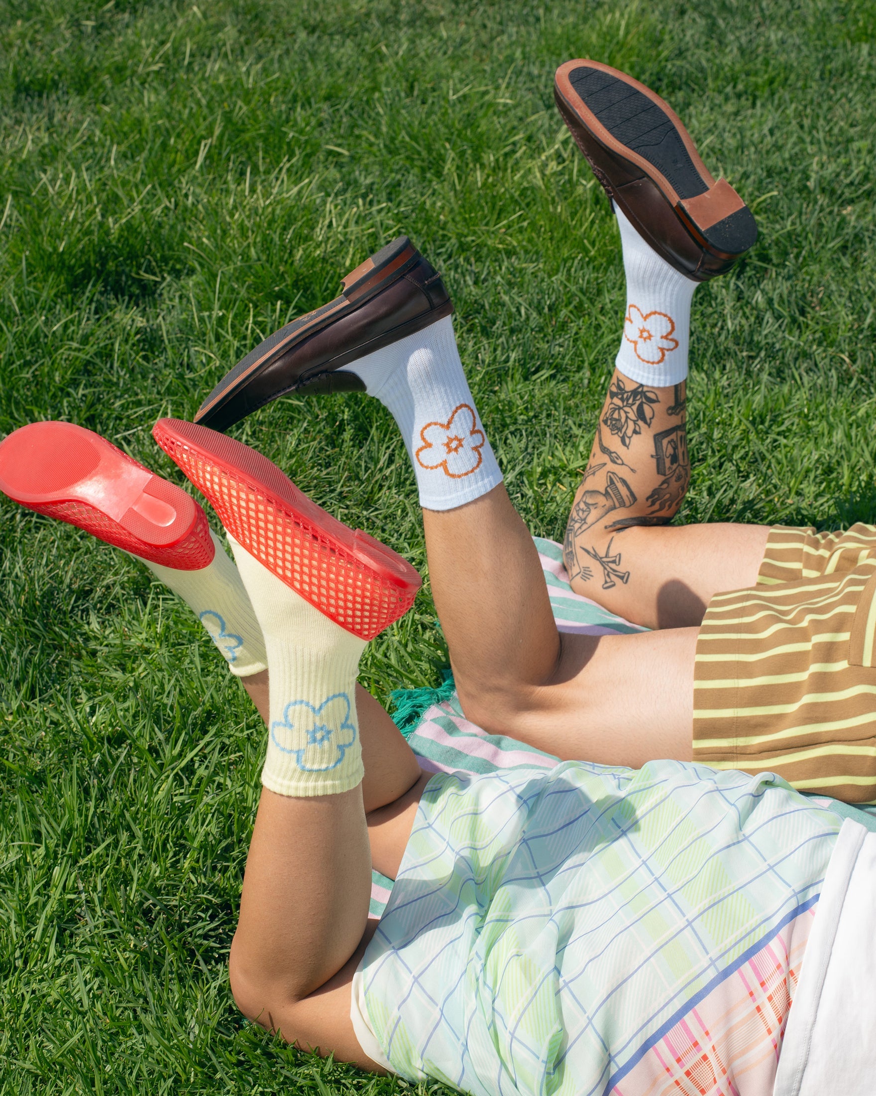 Tarta Gelatina Try Later socks worn on feet